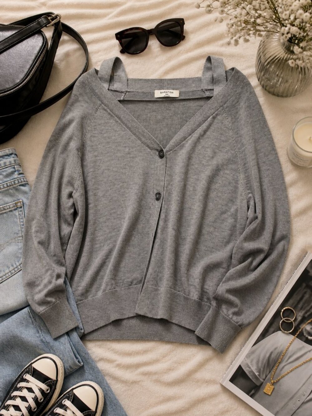 Babaton By Aritzia Women's‎ Cold Shoulder  Heather Bone Top/Sweater Size XXS